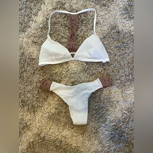 White/tan thong bikini
Medium runs kind of x- small
Worn once